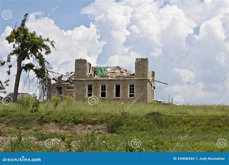 House After Tornado Damage Stock Images - Image: 24408344