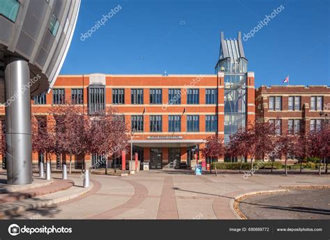 Calgary Alberta October 2023 Buildings Sait Campus Calgary – Stock Editorial Photo © jewhyte ...