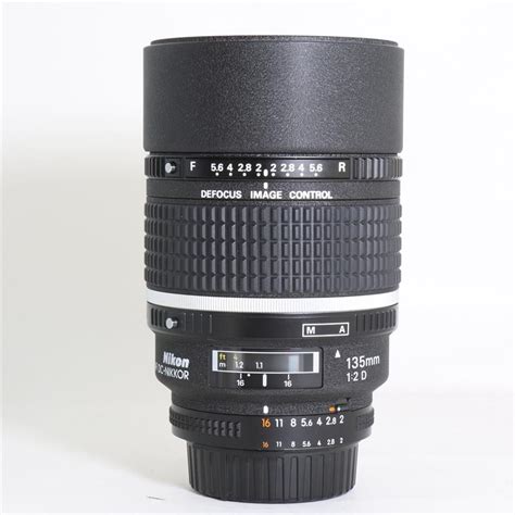 Nikon AF 135mm f/2 DC Lens - Lenses and Cameras