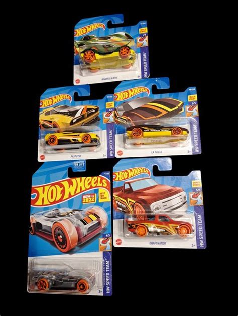 Hot Wheels HW Speed Team 2022 Set inkl Treasure Hunt Neu gemäss Beschreibung in Adlikon für