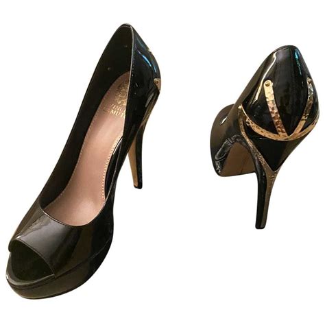 Vince Camuto Patent Leather Heels Gem