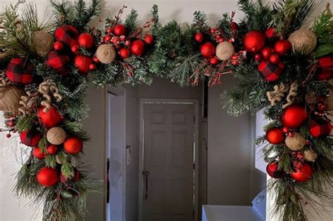 Come Decorare L Ingresso Di Casa Per Natale 5 Idee Belle E Low Cost