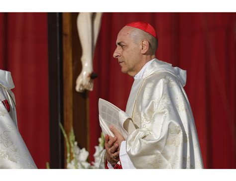 Il Vaticano apre sì battesimi e padrini per trans e gay EspansioneTv