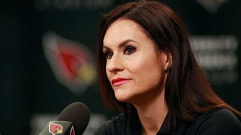 Jen Welter This Is What It Was Like To Be The First Female Nfl Coach