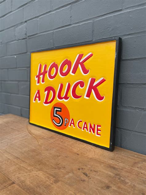 Hook A Duck Sign 🦆 Simply Dutch