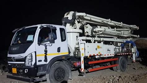 Fully Automatic Concrete Boom placer machine for rent, Capacity: 30 M ...