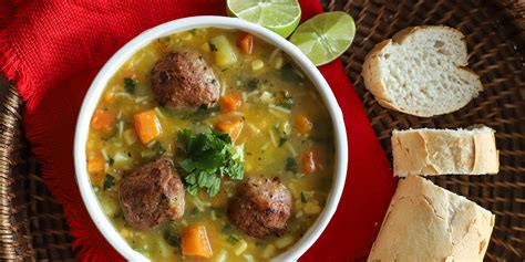 Caldo De Alb Ndigas Con Verduras Recetas Nestl