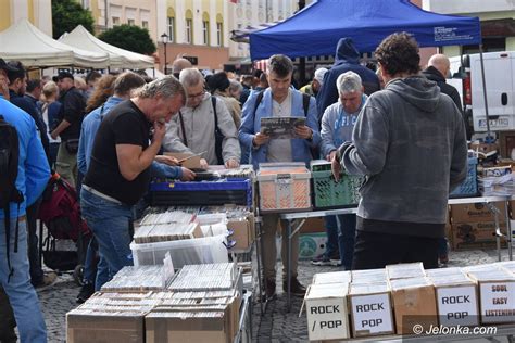 Jelenia G Ra Trwa Jarmark Staroci Jelonka Wiadomo Ci Jelenia G Ra