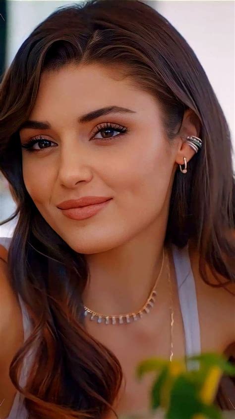 Hande Ercel Turkish Actress Hd Phone Wallpaper Pxfuel