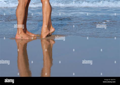 Femmes Poilues à La Plage Banque De Photographies Et Dimages à Haute Résolution Alamy