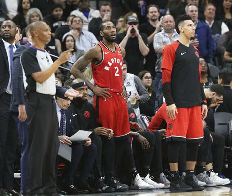 Photos Show How Kawhi Leonard Reacted To Spurs Fans Rude Reception