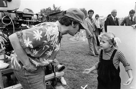 Behind the scenes of E.T., 1981 : r/OldSchoolCool