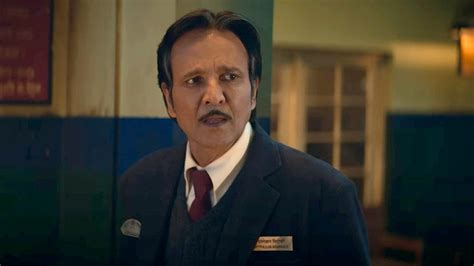 The Railway Men Official Trailer Kay Kay Menon Netflix India