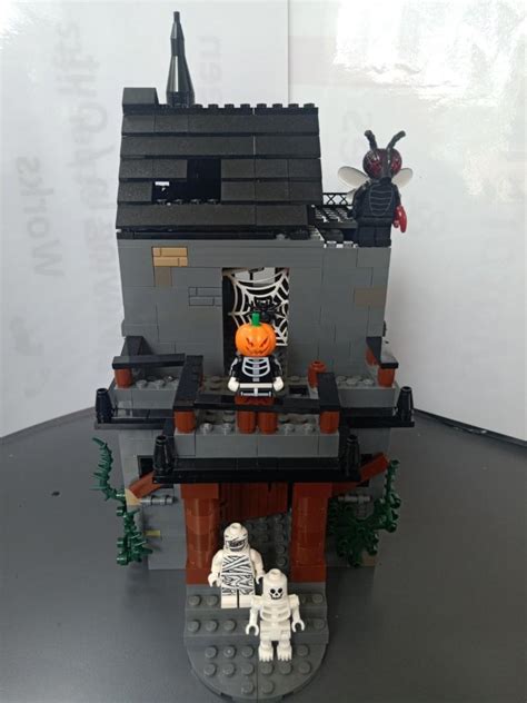 Lego Haunted House MOC + 4 minifigures, Hobbies & Toys, Toys & Games on ...