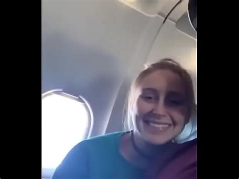 Boquete no avião XVIDEOS