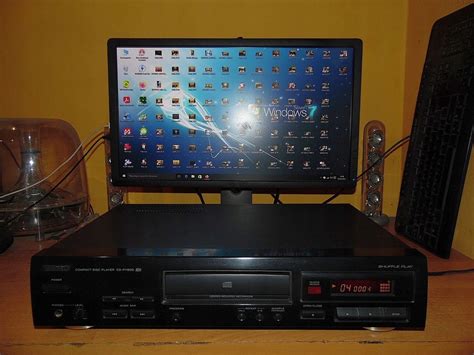 Купить Аудиофильский проигрыватель компакт-дисков TEAC CD-P1160D CD CD ...