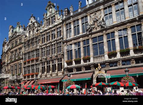 Outdoor Cafes Grand Place Brussels Banque De Photographies Et Dimages