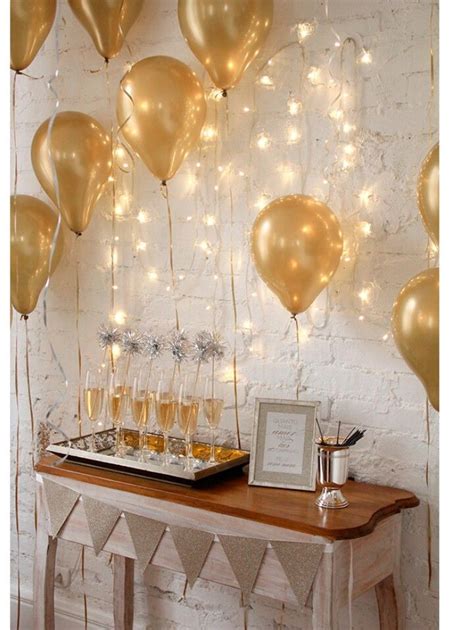 10 Amazing Last Minute DIY Ideas For A New Year's Eve Bash