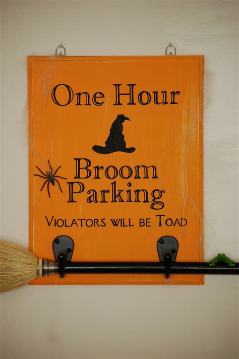 Diary of a Crafty Lady: Broom Parking Halloween Sign
