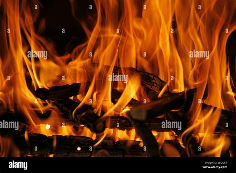 Flammen hi-res stock photography and images - Alamy
