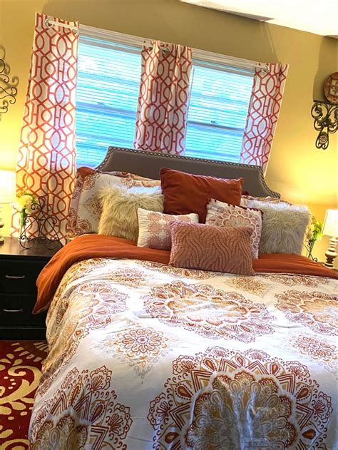 The Best Of Burnt Orange Bedroom Ideas Decoomo