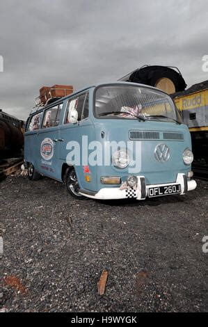 1971 VW Volkswagen Bay Window Camper Van With Roof Rack And Vintage