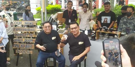 Bersama Moeldoko Wali Kota Blitar Merilis Soekarno Coffee Fest Gopos Id