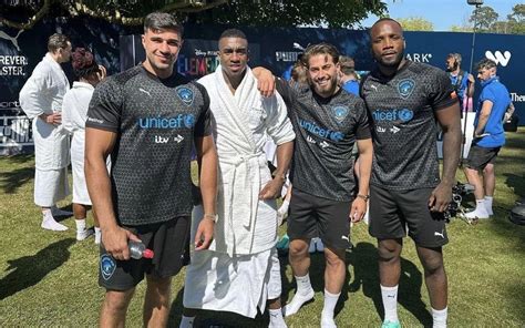 Look At Him Now Fans React To A Bulked Up Leon Edwards Pictured