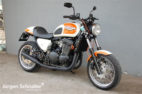 Umgebautes Motorrad Triumph Thunderbird Sport von Jürgen Schnaller