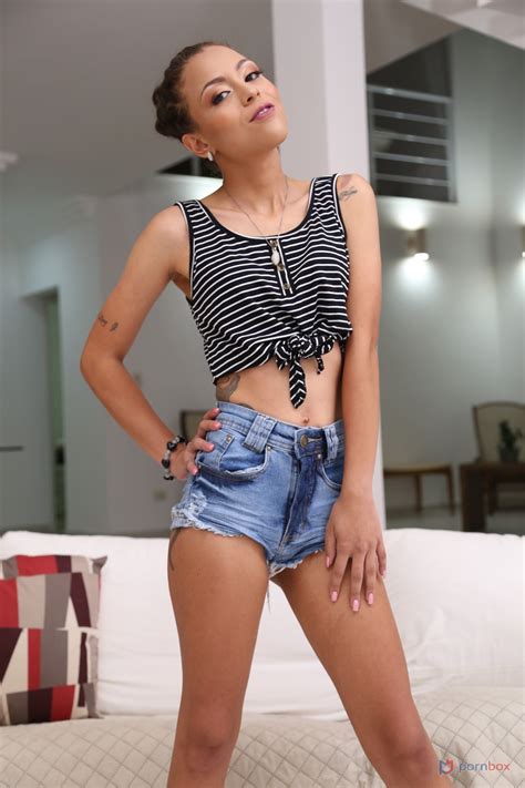 Polly Petrova Gets Her First Triple Anal TAP With DP DAP Triple Penetration YE Intporn