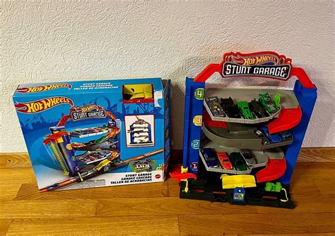 Hot Wheels Stunt Garage Mit 22 Autos Inkl OVP Im Kanton St Gallen Tutti Ch