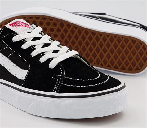 Vans Sk8 Low Trainers Black True White - Unisex Sports