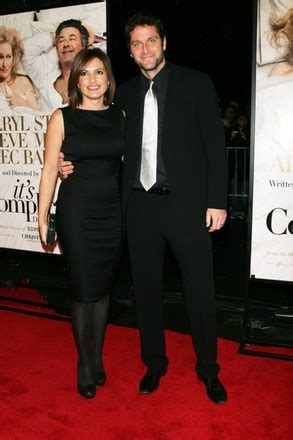 Mariska Hargitay Husband Arrive Premiere Complicated Editorial Stock ...