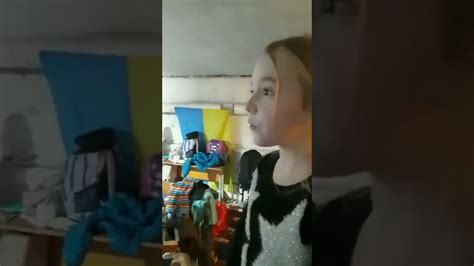 Una Niña Ucraniana De Siete Años Se Ha Hecho Viral Al Difundirse Un Video Cantando Let It Go