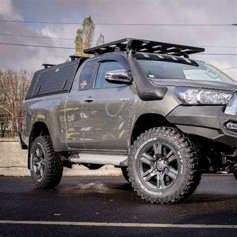 Pose D Un Hardtop Alu Cab Sur Ce Magnifique Hilux Revo Retrouvez La