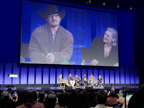 Pedro Pascal News Brasil On Twitter Ele Parece Estar Se Divertindo