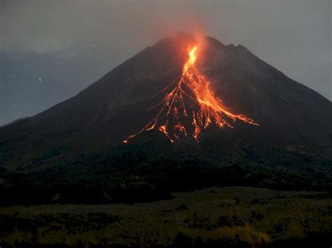 Status Siaga Bpptkg Sebut Aktivitas Vulkanik Gunung Merapi Masih