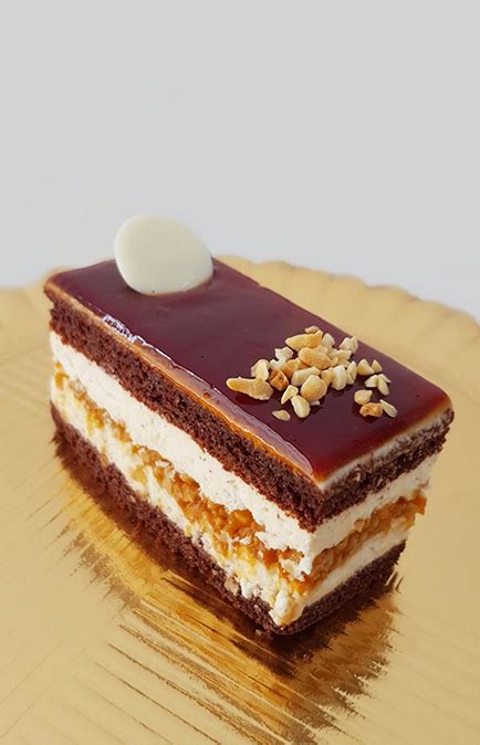 Tort Caramel Alune Cofetaria Rai De Dulce