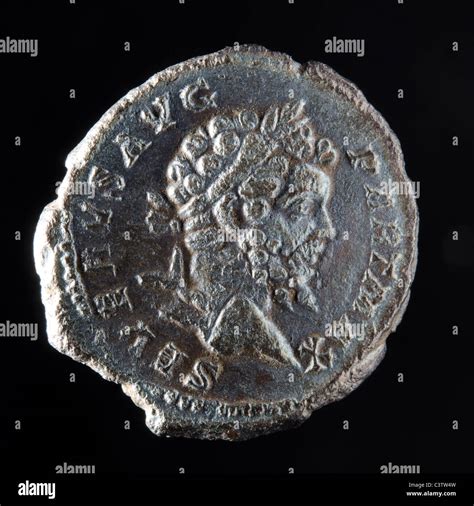 Monedas Romanas Antiguas Fotografías E Imágenes De Alta Resolución Alamy