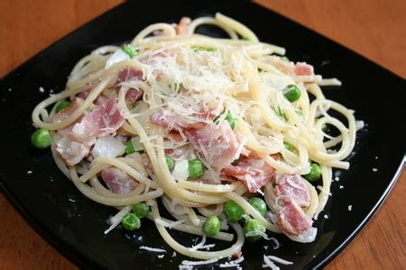 Закусочные трубочки с беконом и творожным сыром. тест-драйв с окраиной ...