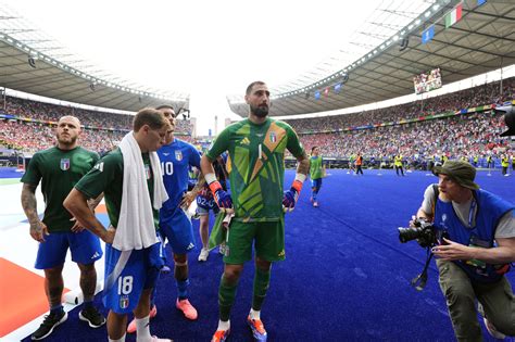 Disastro Italia Eliminata Agli Ottavi Azzurri Sconfitti E Umiliati