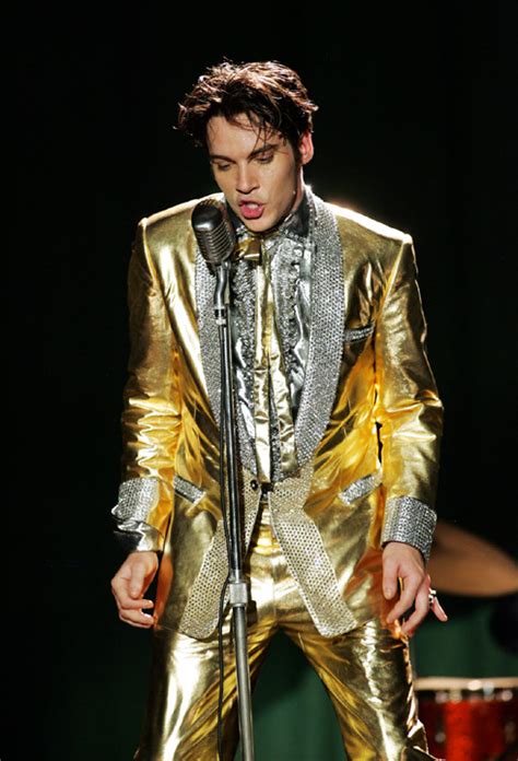 ‘Elvis: The Miniseries’ (2005): Slick production tiptoes around big questions | Drunk TV