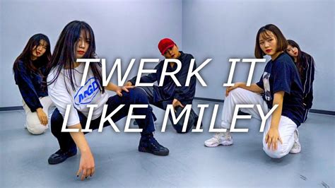 Brandon Beal Twerk It Like Miley YLYN Choreography YouTube