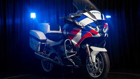 Agenten Van Nederlandse Politie Krijgen Nieuwe BMW Motorfiets TopGear