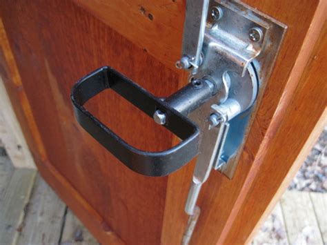 shed door locks t handle ~ Make Shed From Home