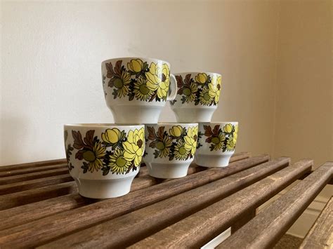 Vintage Floral Coffee Cups Vintage Mugs Floral Mugs 1970s Mugs - Etsy