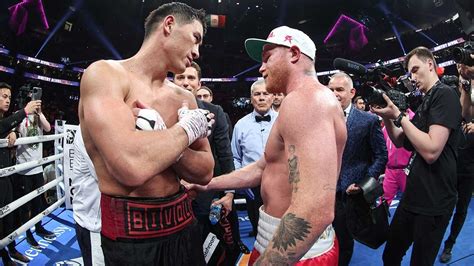 Dmitry Bivol abre la puerta a una pelea con Canelo Álvarez en las 168