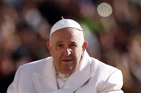 Pope Francis’ health ‘stable’ despite breathing difficulties, Vatican says