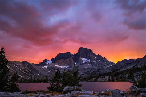 Sunset at Garnet Lake between thunderstorms on Monday : r/Mammoth