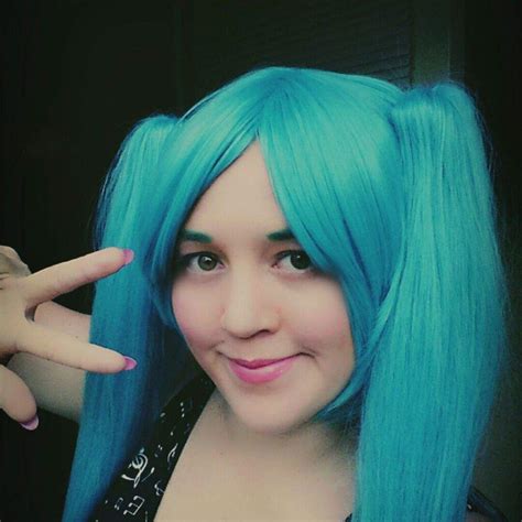 Miku Cosplay Cosplay Amino